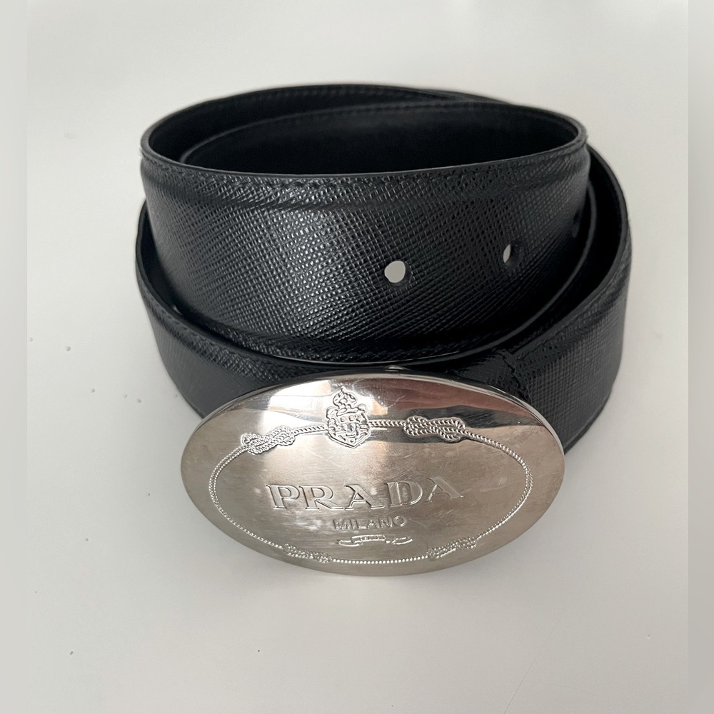 PRADA BLACK SAFFIANO BELT WITH SILVER BUCKLE